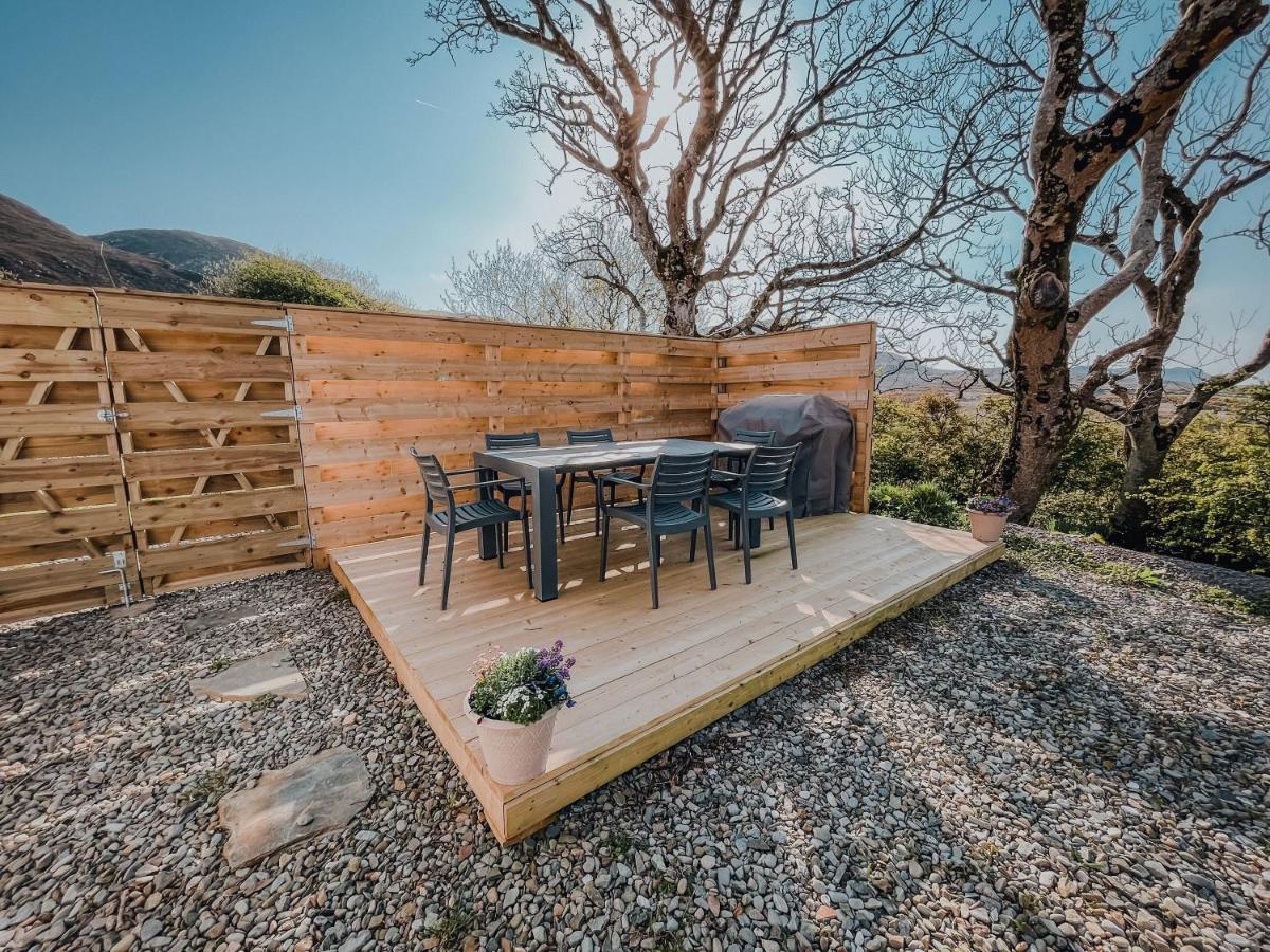 Secluded Thatched Cottage, Near Beaches & Hill Walking Rashenny Exterior foto